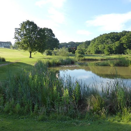 London Beach Country Hotel & Golf Club Тентерден Экстерьер фото