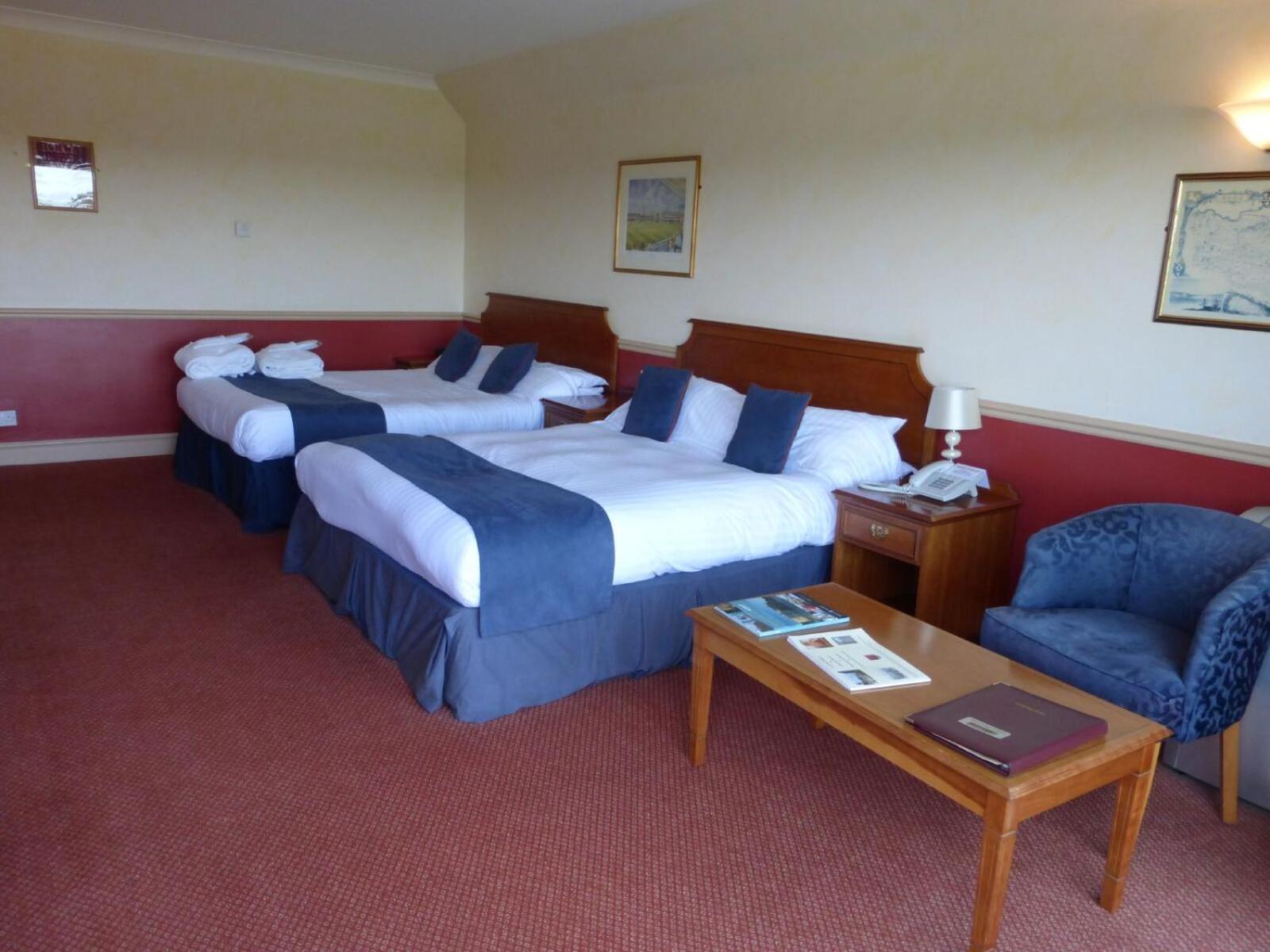 London Beach Country Hotel & Golf Club Тентерден Экстерьер фото