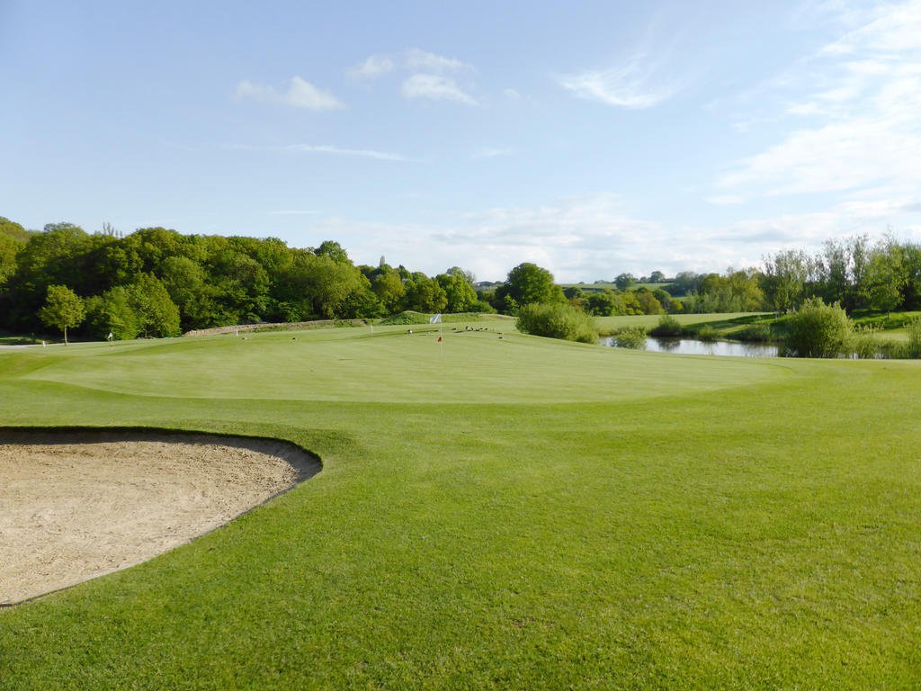 London Beach Country Hotel & Golf Club Тентерден Экстерьер фото