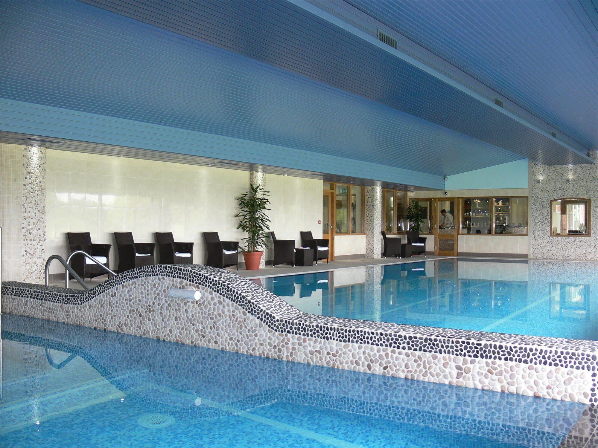 London Beach Country Hotel & Golf Club Тентерден Экстерьер фото