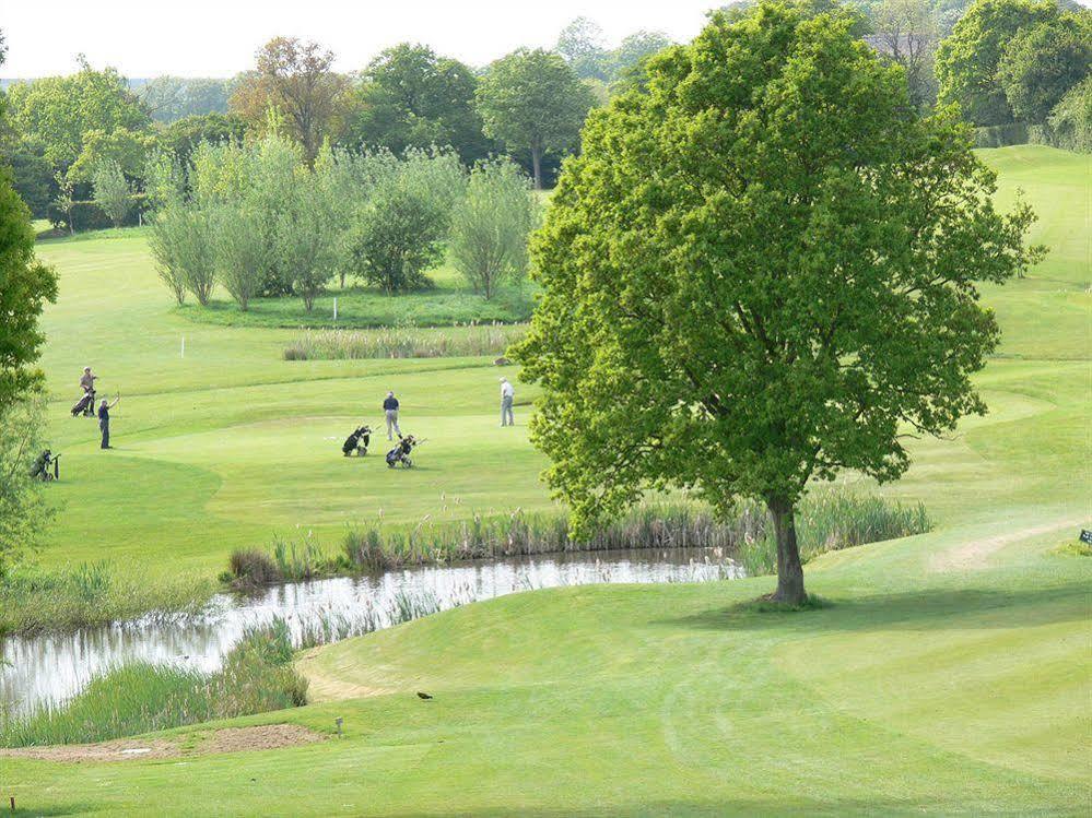 London Beach Country Hotel & Golf Club Тентерден Экстерьер фото